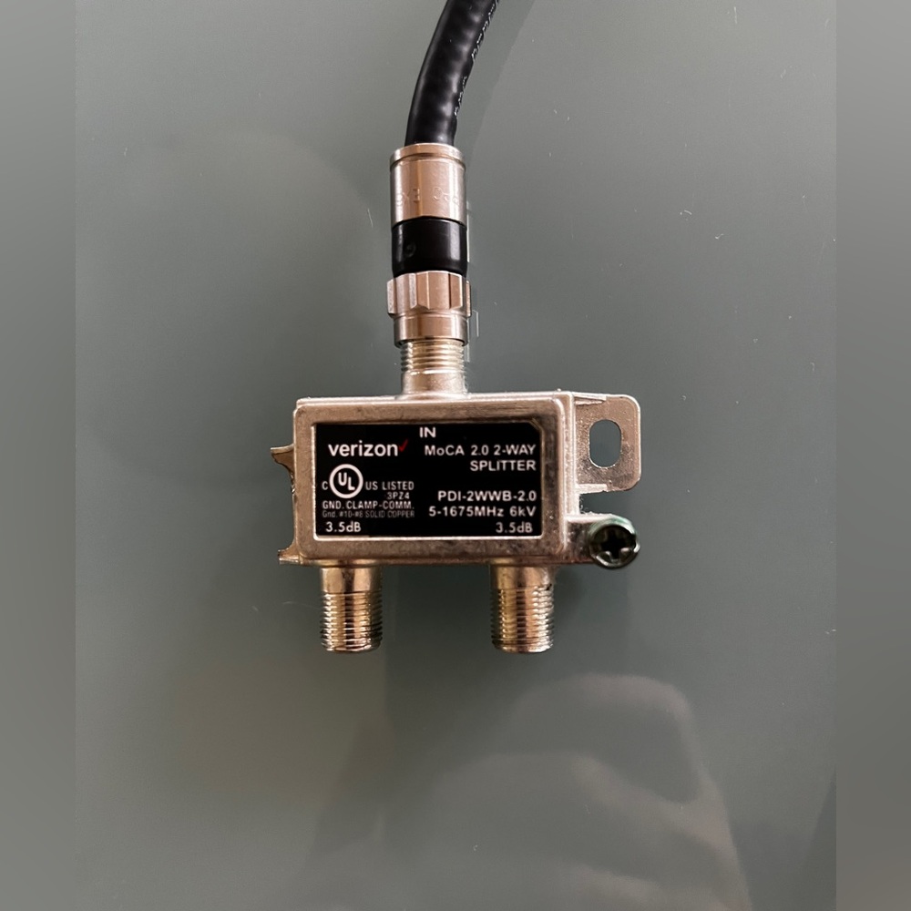 Set Of 2 Verizon Fios 2 Way Moca 2.0 Splitter PDI-2WWB-2.0 3.5Db w Coaxial Cords - Picture 6 of 8